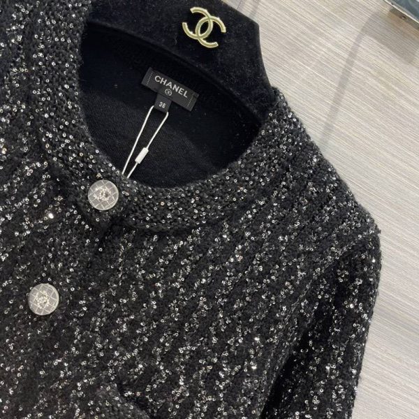《21AW》シャネル カーディガン 偽物ボタン COCO ロゴ shk79145 - 画像 (4)