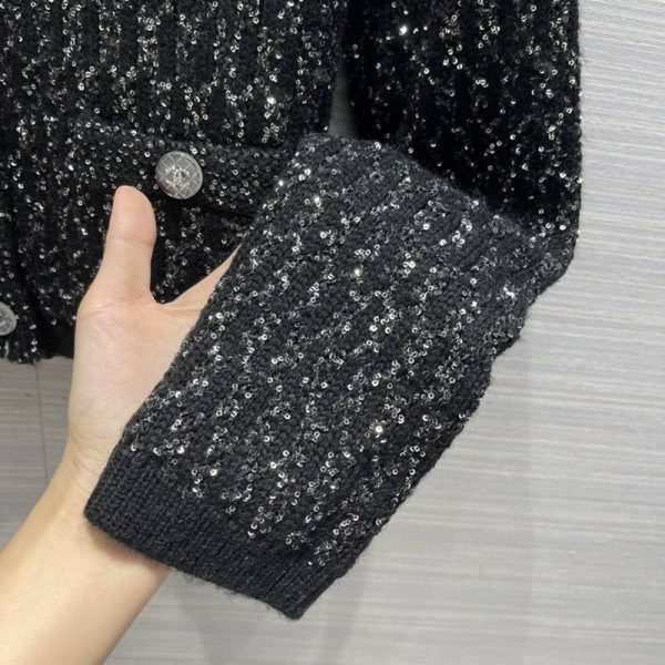 《21AW》シャネル カーディガン 偽物ボタン COCO ロゴ shk79145 - 画像 (6)