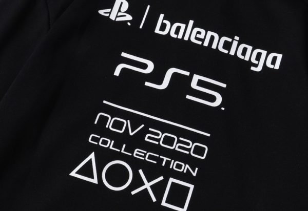 大人気！★バレンシアガ パーカー 偽物★オーバーサイズ PlayStation パーカー 651799TKVF41070 - 画像 (9)