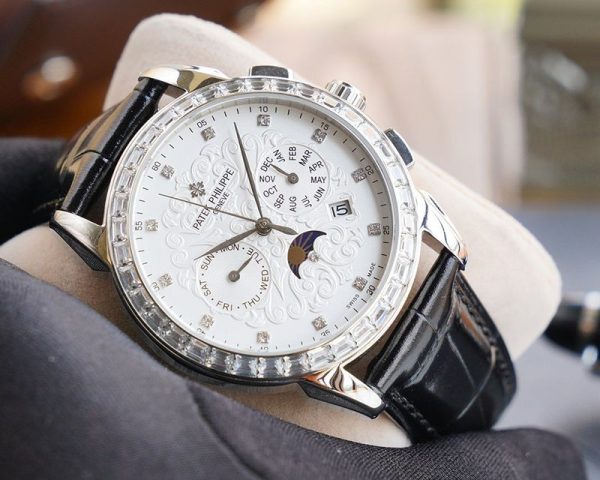 定番パテックフィリップ 偽物 グランドコンプリケーション レリーフ腕時計 3色 約42mm pap55941 - 画像 (2)