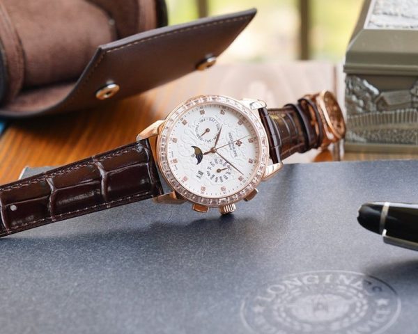 定番パテックフィリップ 偽物 グランドコンプリケーション レリーフ腕時計 3色 約42mm pap55941 - 画像 (4)