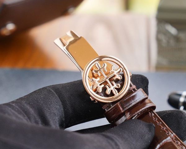 秋冬新作パテックフィリップ コピー グランドコンプリケーション レリーフ腕時計 2色 約42mm pai50451 - 画像 (9)