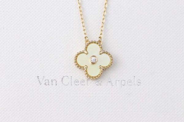 完売必至 【ヴァンクリーフアンドアーペル】アルハンブラ ペンダント偽物 vax61243 - 画像 (4)