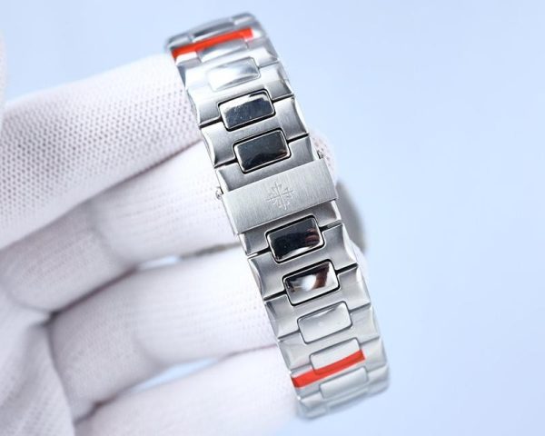 ☆超人気☆パテックフィリップ ノーチラス 偽物 3色 pai80894 - 画像 (8)