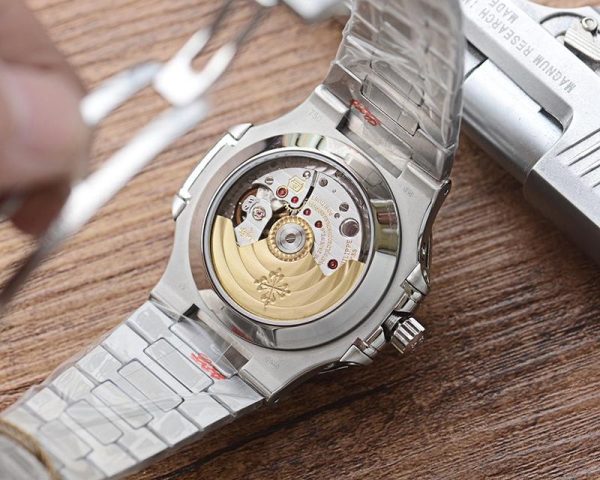 日本未入荷パテックフィリップ コピー ノーチラス アニュアルカレンダー 3色 paa16239 - 画像 (8)