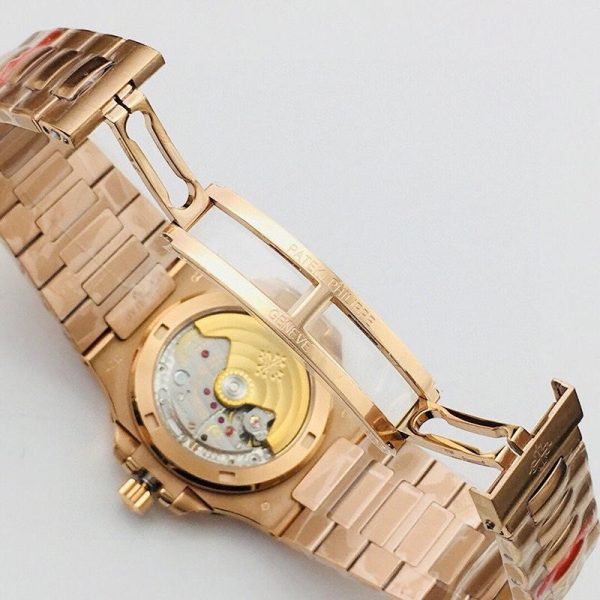 完売必至パテックフィリップ ノーチラス 偽物 約40.0mm pai00946 - 画像 (8)