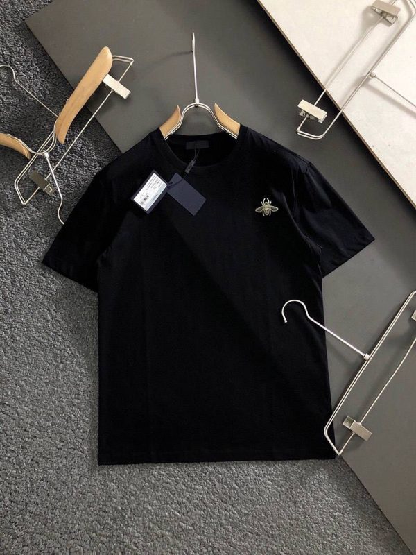 ディオール × Kaws ビー ワンポイント Tシャツ偽物 ブラック 蜂 2色 det60758 - 画像 (2)