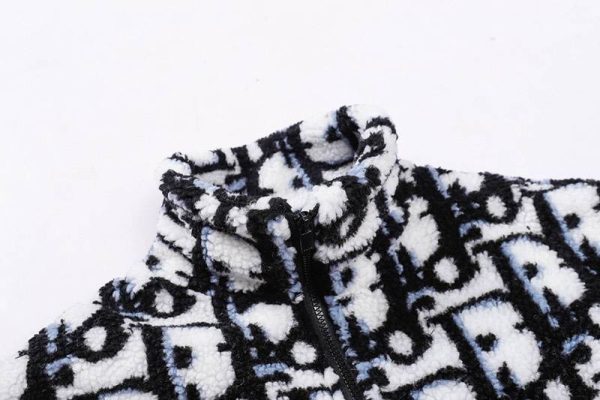 ★日本!!人気！新作【セレブ多数愛用】ディオール ウール カシミア フリース ブルゾン 2色 dex77556 - 画像 (5)