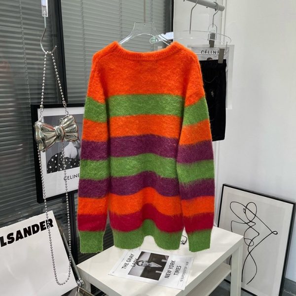 定番 グッチ 100周年 セーター コピー ウール トップス ロゴ プレタ gut79856 - 画像 (7)