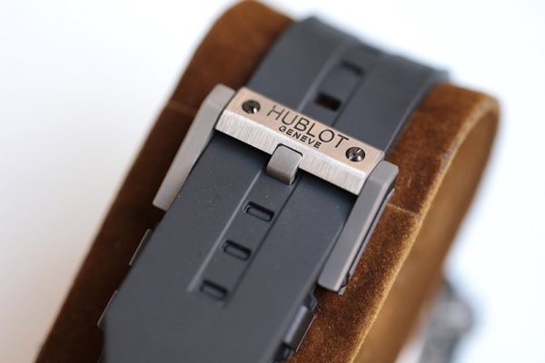 人気急上昇ウブロ スーパーコピー オーシャノグラフィック 4000チタニウム 世界1000本限定 huw08533 - 画像 (9)