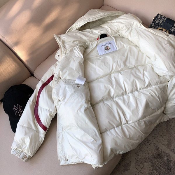 21-22AW ヴァレンティノ モンクレール 偽物 ダウンジャケット ロゴ付 Vuy81892 - 画像 (7)