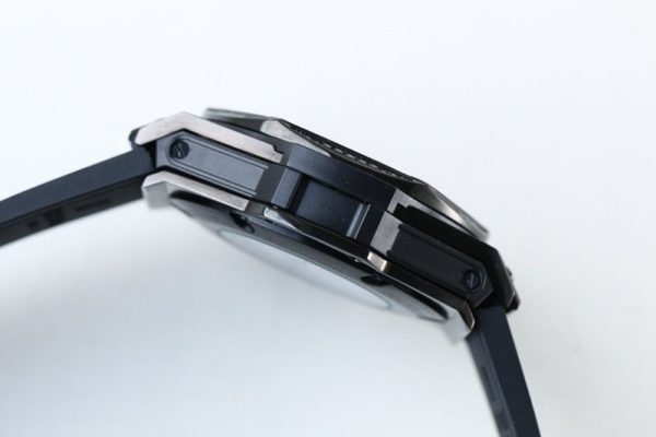 秋冬新作ウブロ 偽物 ビッグバン ウニコ サンブルーチタニウムパヴェ 415NX1112VR1704MXM17 - 画像 (6)