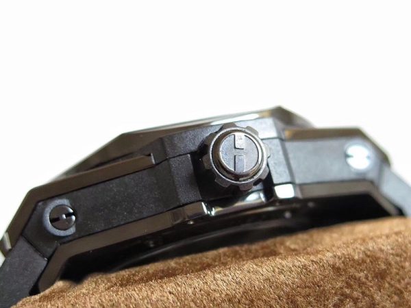 超話題!ウブロ 偽物 ビッグバン ウニコ サンブルーチタニウムパヴェ hur98042 - 画像 (6)