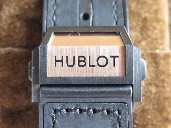 超話題!ウブロ コピー ビッグバン ウニコ サンブルーチタニウムパヴェ huc43600 - 画像 (9)