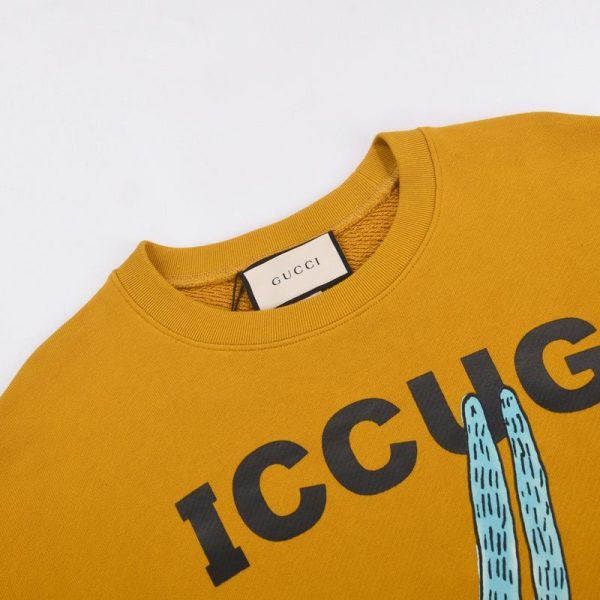 【日本未発売】グッチ 偽物フレイヤ ハルタス “ICCUG” アニマルプリント パーカー gul33720 - 画像 (3)