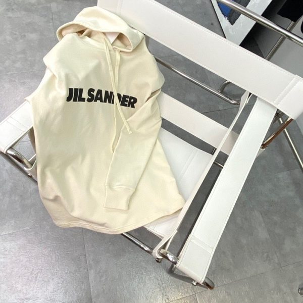 21-22AWジルサンダー パーカー 偽物 ロゴ刺繍 スウェットフーディー カーキ Jil85378 - 画像 (9)