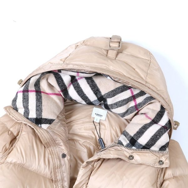 最安値挑戦 バーバリー デタッチャブル フード ダウンジャケットコピー Bag75488 - 画像 (3)