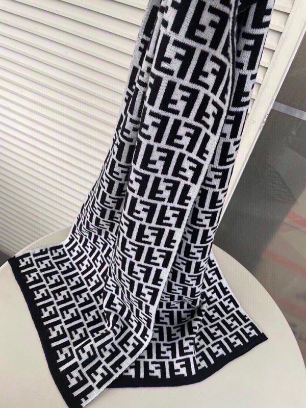 目を惹くカラーフェンディ マフラー 偽物 スカーフ ウール インターシャ タッセル fel28944 - 画像 (6)