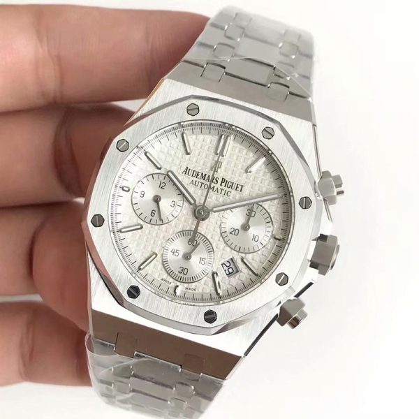 超話題!オーデマピゲ ロイヤルオーク コピー クロノ 41mm Odt82492 - 画像 (2)
