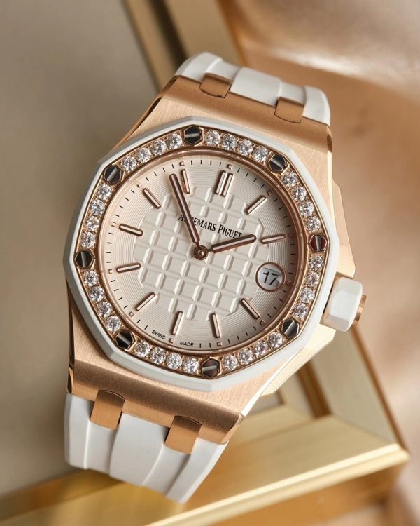 超話題!オーデマピゲ スーパーコピー ロイヤルオーク ダイヤモンド 2色 Ods16432 - 画像 (3)