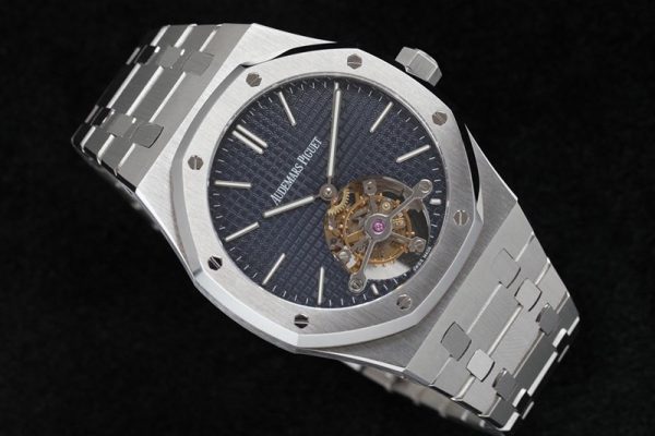 累積売上総額第１位！オーデマビゲ コピー ロイヤルオーク エクストラシン ダイヤモンド Odc96967 - 画像 (2)