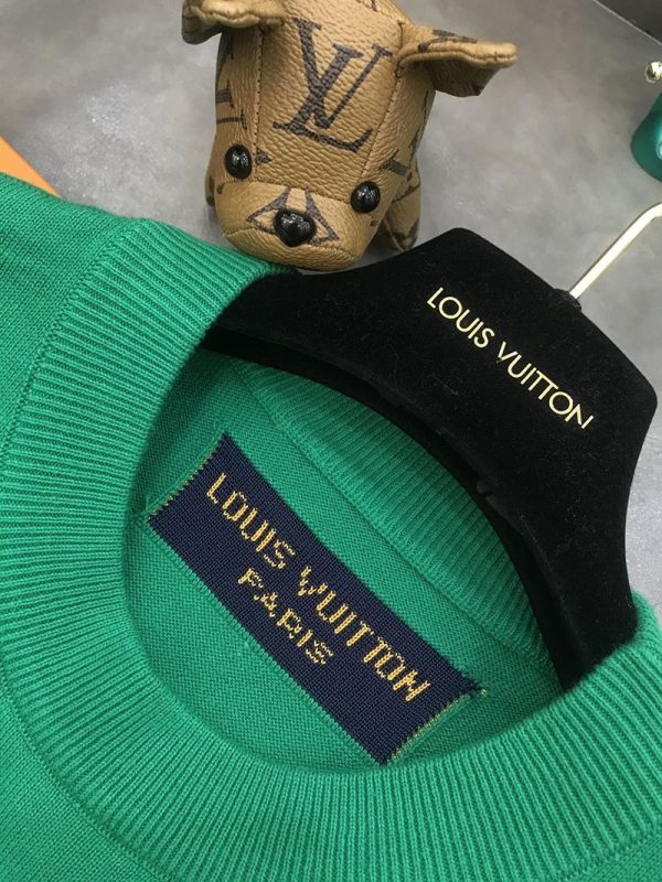 人気急上昇 ルイヴィトン クルーネック Tシャツ 偽物 vuf69203 - 画像 (3)