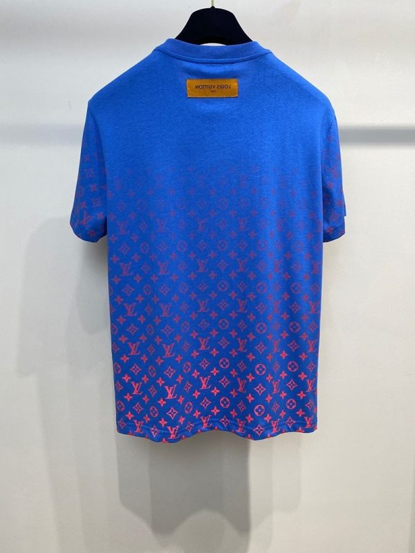 稀少 ルイヴィトン☆プリント ミックスモノグラムTシャツ vuy05881 - 画像 (2)