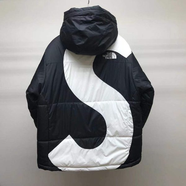 大人気！限定コラボ超激レア!シュプリーム×ノースフェイス 偽物 s logo ヒマラヤン ブラック shp18290 - 画像 (3)