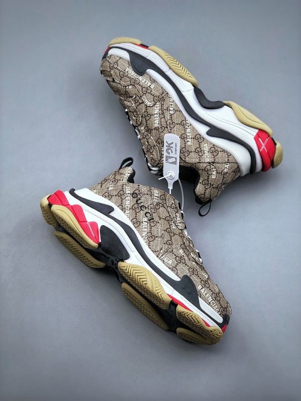 ☆超人気☆グッチ バレンシアガ コピー ザ ハッカー プロジェクト Triple S スニーカー 677192ULZ109795 - 画像 (9)