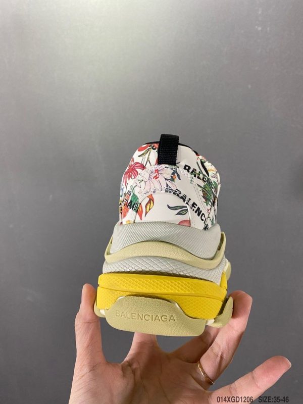 春もの新作グッチ バレンシアガ コピー ザ ハッカー プロジェクト “Triple S” スニーカー 681068UL1108461 - 画像 (4)