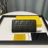 人気No1フェンディ ラムレザー ピーカブー ロゴ カード ジッパーウォレット 偽物 カスタマイズ fed60051 - 画像 (4)