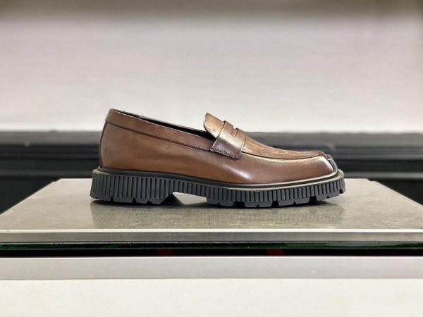 大人気 ベルルッティローファー 偽物 CLASSIC★ ヴェネチアレザー beb65023 - 画像 (3)