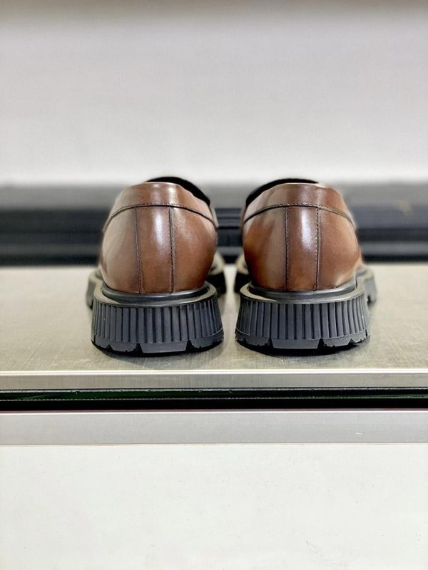 大人気 ベルルッティローファー 偽物 CLASSIC★ ヴェネチアレザー beb65023 - 画像 (9)