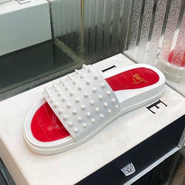 【日本未発売】ルブタン★Pool Fun Spiked レザーサンダル Ruy23718 - 画像 (6)