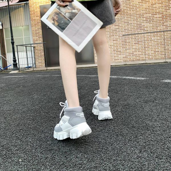 超話題!プラダ クラウドバストサンダー ​偽物 スニーカー puo63217 - 画像 (8)