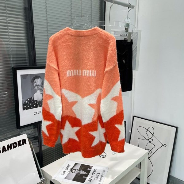 世界中で大人気♪ミュウミュウ コピー☆ オーバーサイズロゴモヘアセーター♪ myr92508 - 画像 (9)