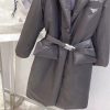 目を惹くカラー★プラダ コート 偽物 アウトレット フード ロング ダウン ベルト付き pun83756 - 画像 (3)
