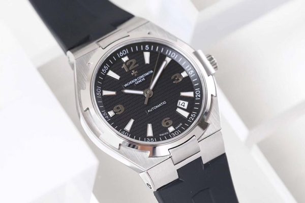 大人気！ヴァシュロン コンスタンタン 偽物 オーヴァーシーズ デュアルタイム var13809 - 画像 (3)