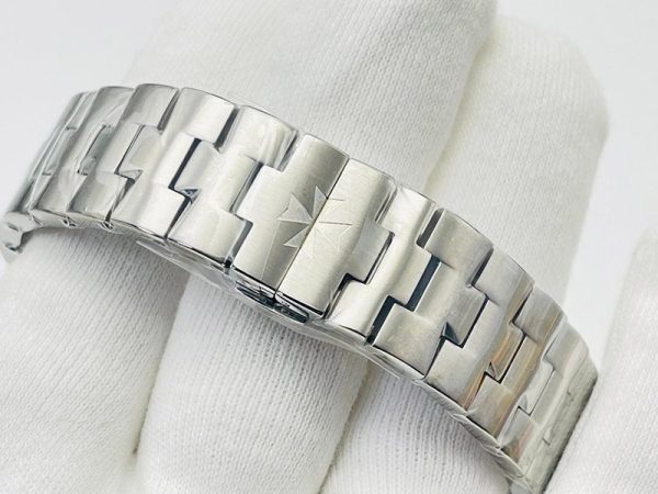 《大人気》ヴァシュロンコンスタンタン 偽物 オーヴァーシーズ デュアルタイム vam31193 - 画像 (9)