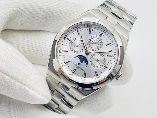 超希少！ヴァシュロンコンスタンタン 偽物 オーヴァーシーズ デュアルタイム var74577 - 画像 (3)