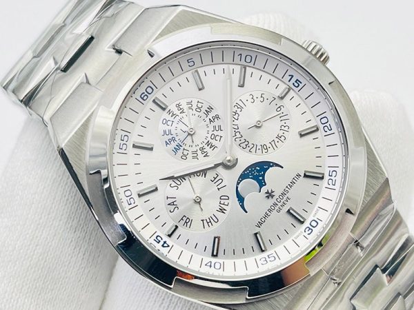 超希少！ヴァシュロンコンスタンタン 偽物 オーヴァーシーズ デュアルタイム var74577 - 画像 (4)