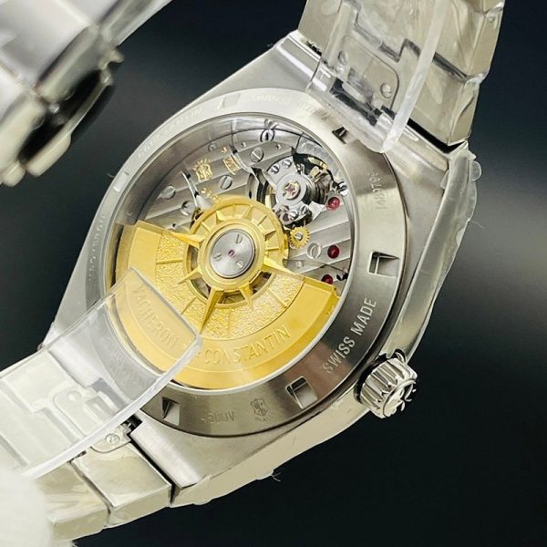【日本未発売】ヴァシュロン コンスタンタン オーヴァーシーズ デュアルタイム vaa23942 - 画像 (8)