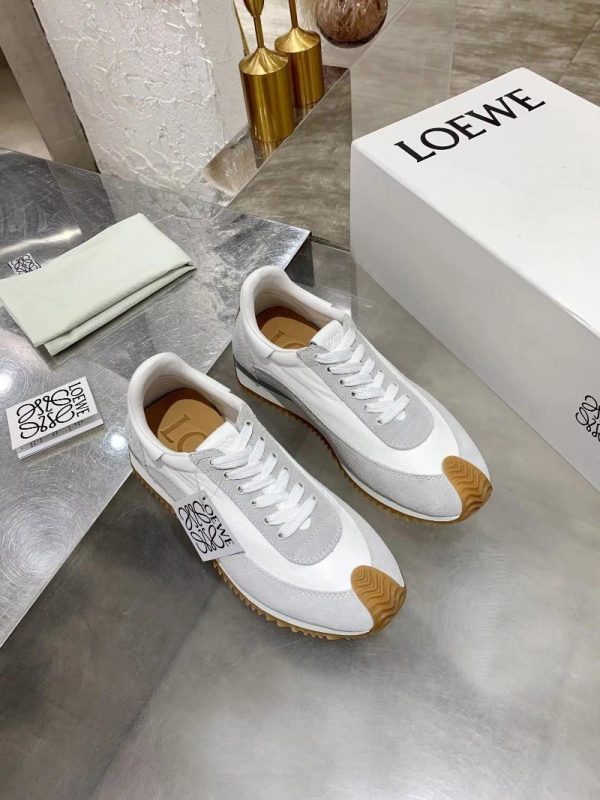 定番人気 ロエベ  フロー ランナー スニーカー 偽物 loy82703 - 画像 (3)