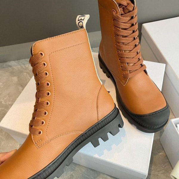 大人気!!お洒落に♪ ロエベ ブーツ 偽物 Combat カーフスキンブーツ lob31378 - 画像 (7)