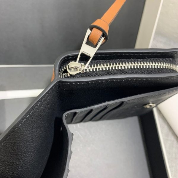 最安値挑戦 ロエベ トトロ財布 偽物★トトロダストバニーコンパクトジップ ウォレット lol15415 - 画像 (8)