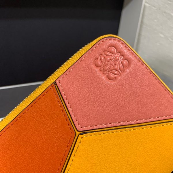 大人気!!新色ロエベ 財布 パズル 偽物 ラウンドジップ ウォレット loj45145 - 画像 (7)