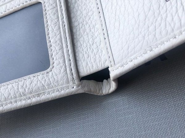 セール新作 バレンシアガ 財布 偽物ロゴ レザー マネークリップ付き 二つ折り財布 baw92535 - 画像 (6)