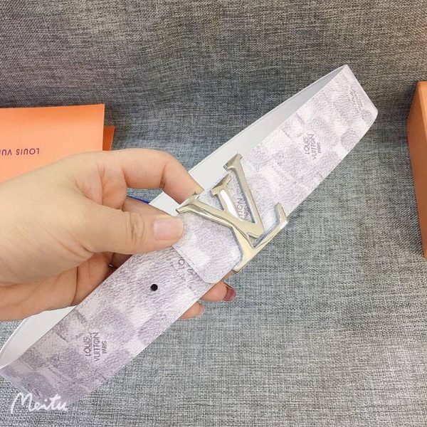 送料込ルイヴィトン コピー サンチュール・LVイニシャル 40MM リバーシブルベルト vur11055 - 画像 (8)
