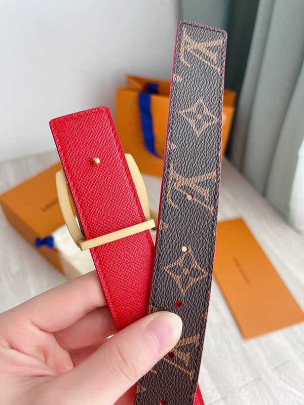入手困難ルイヴィトン サンチュール・LVスクエア 偽物 30MM リバーシブル ベルト vuu00352 - 画像 (6)