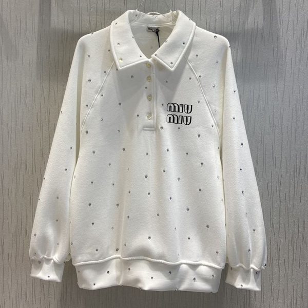 日本未入荷 ★ミュウミュウ トレーナー 偽物★ 刺繍入りコットンスウェット myo80276